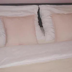 https://under-castle-apartment.warsawhotelspoland.com